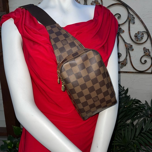 🤎 SOLD 🤎Damier Ebene Geronimos Waist Bag - Picture 2 of 14